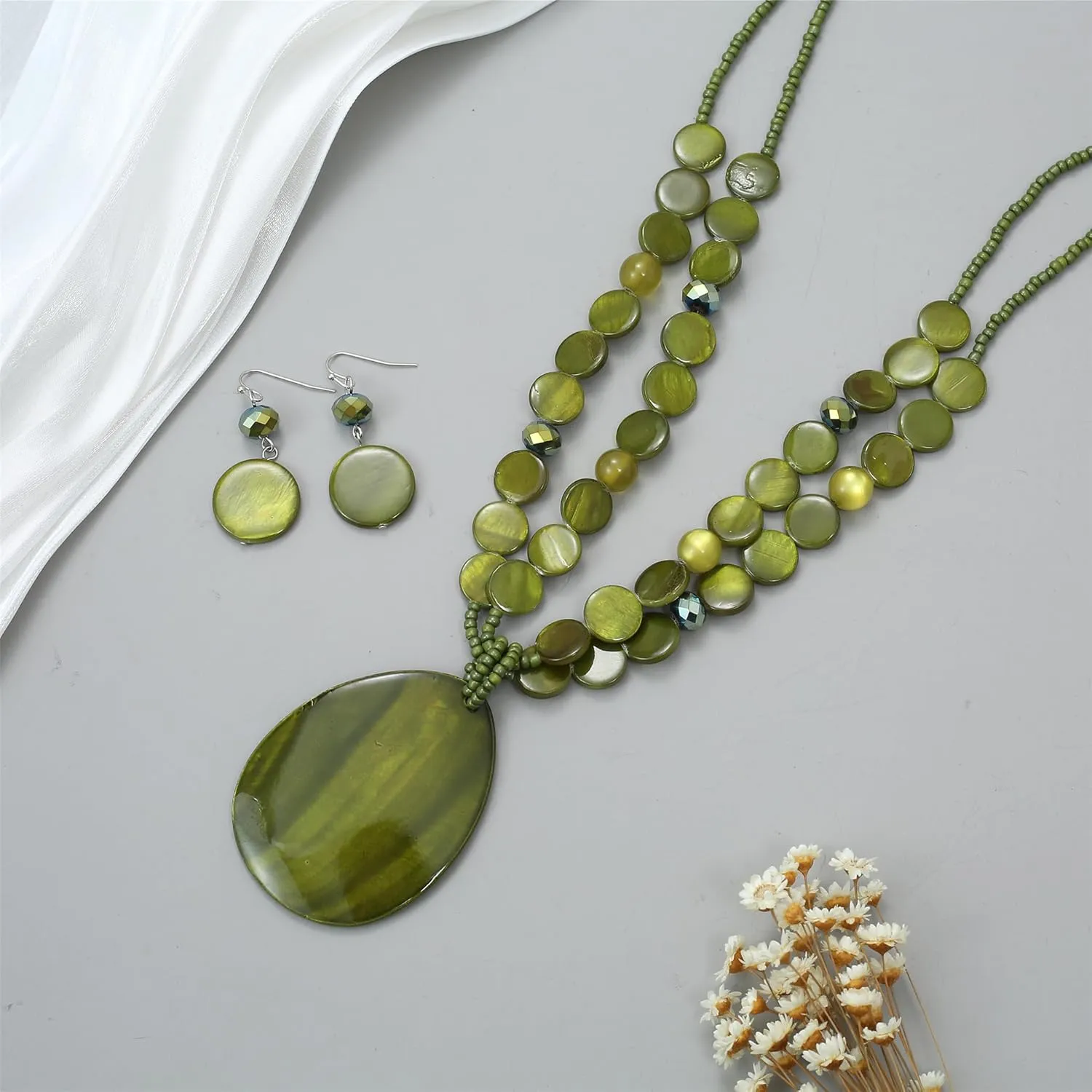 Big Teardrop Pendant Necklaces for Women Colorful Beaded Necklaces Statement Set for Holiday.