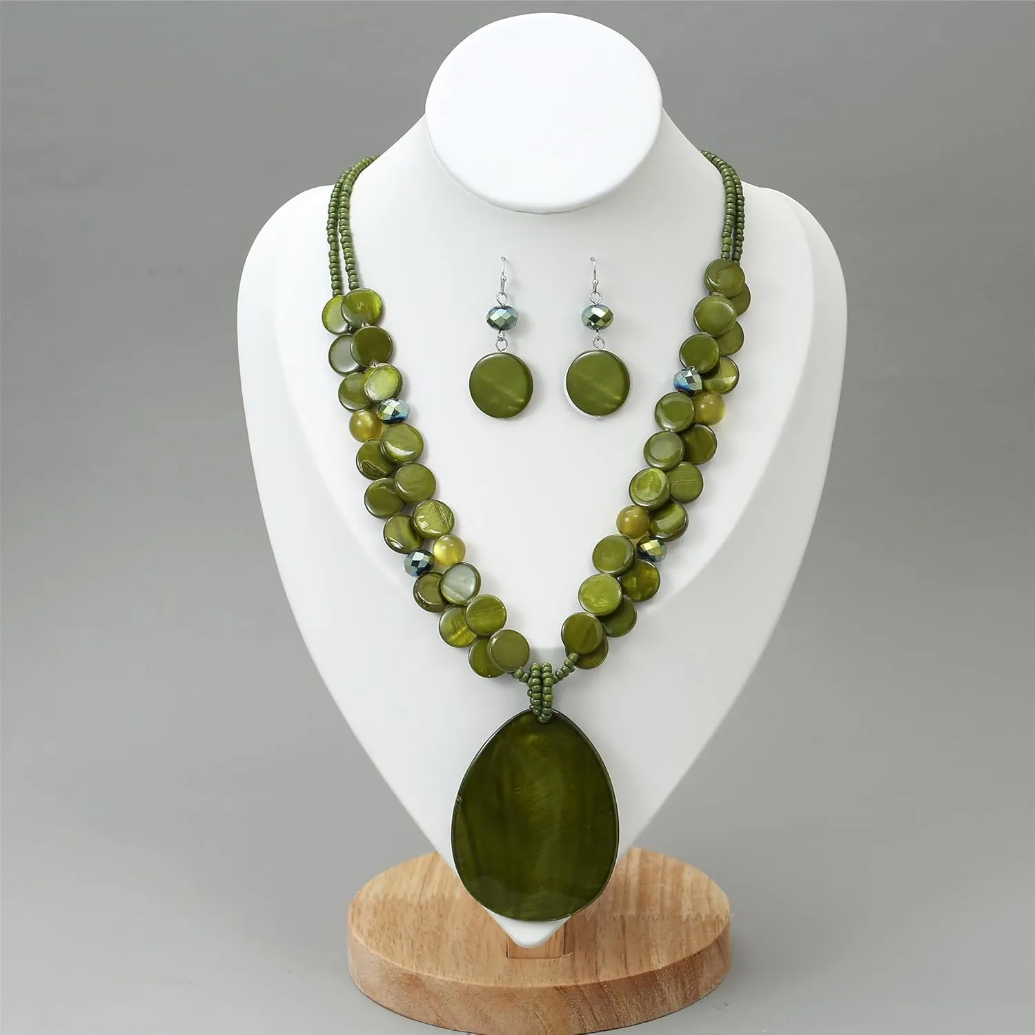Big Teardrop Pendant Necklaces for Women Colorful Beaded Necklaces Statement Set for Holiday.