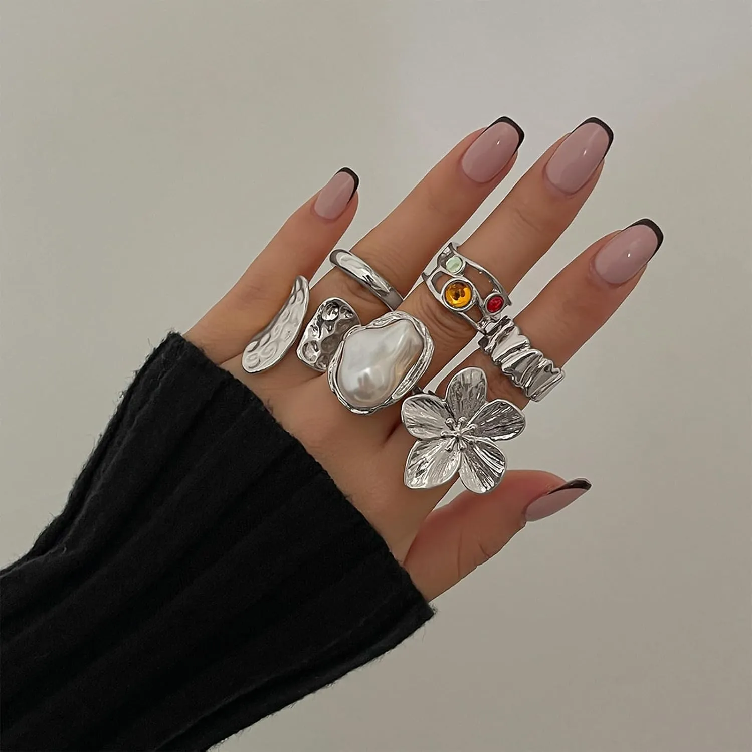 Chunky Gold Rings for Women Non Tarnish Statement Flower Ring Baroque Pearl Stackable Rings Set 6Pcs Chunky Jewelry
