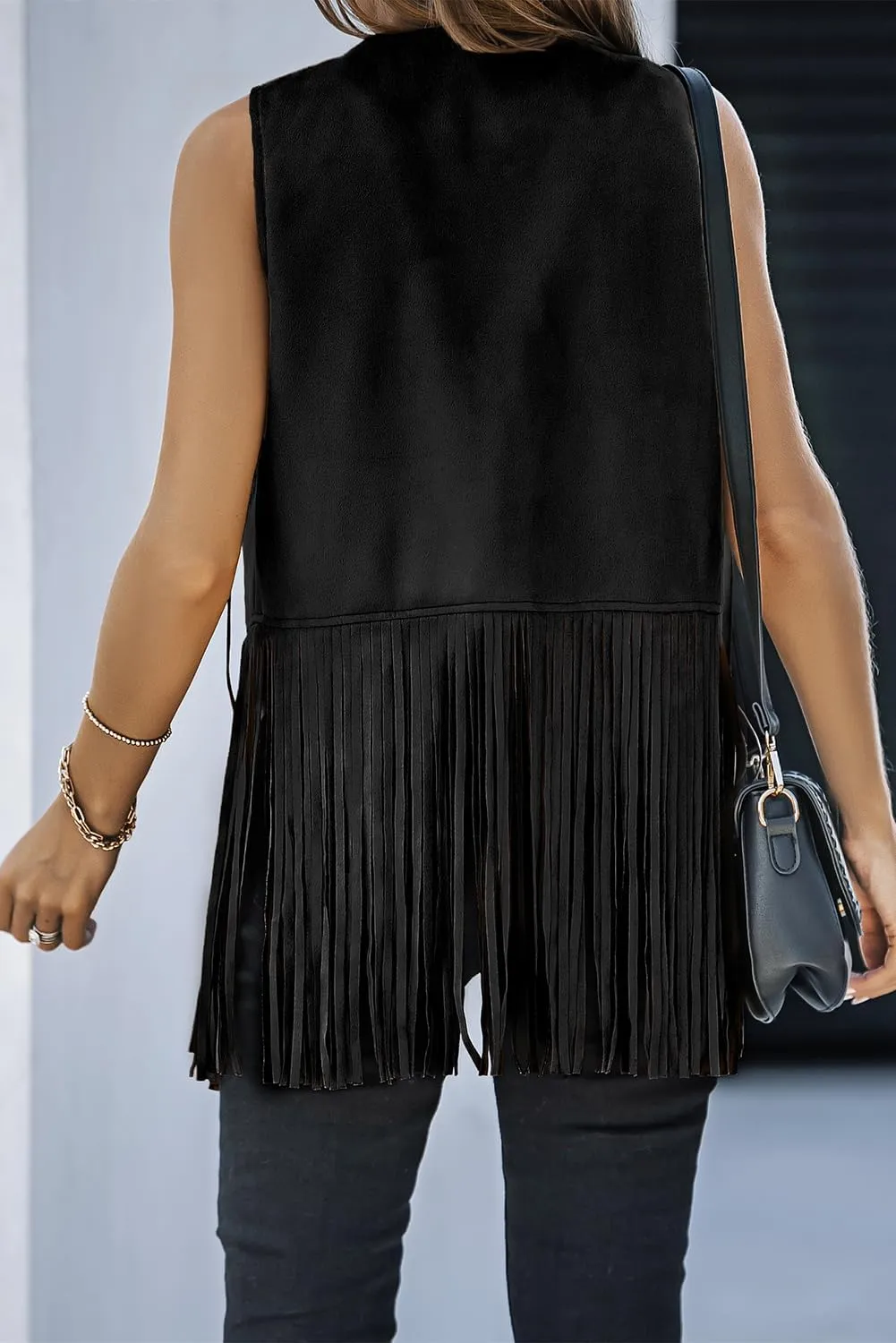 Dokotoo Womens Fringe Vest 70s Hippie Costume Sleeveless Cowgirl Western Faux Suede Tassel Leather Outerwear