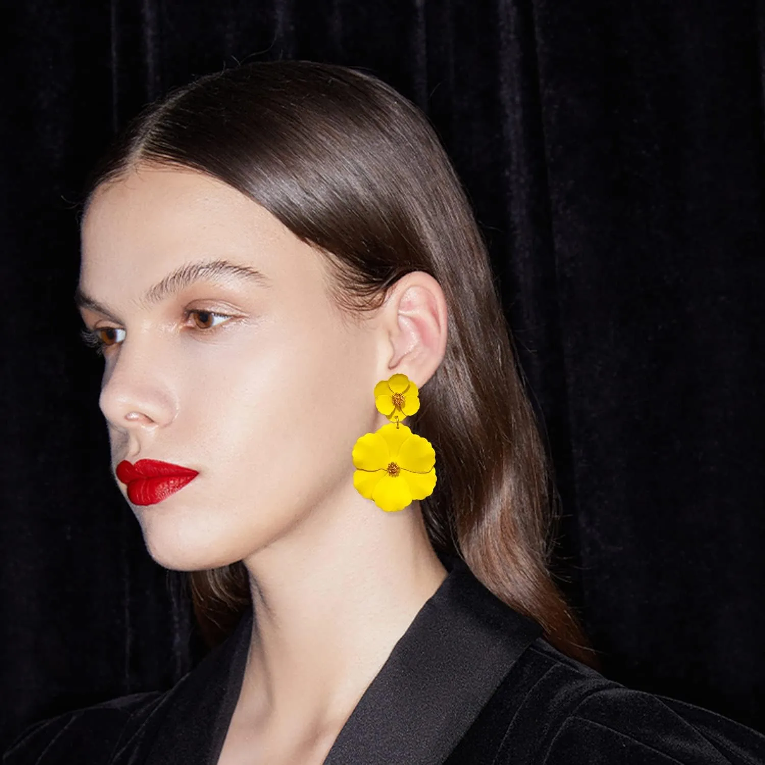Elegant Chic Large Metal White Flower Dangle Earrings Bohemian Layered Floral Petal Drop Earrings Statement Hypoallergenic Red Flower Stud Earring for Women Wedding Jewelry Gifts