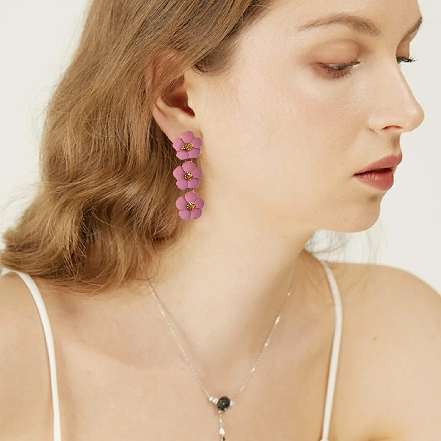 Elegant Chic Large Metal White Flower Dangle Earrings Bohemian Layered Floral Petal Drop Earrings Statement Hypoallergenic Red Flower Stud Earring for Women Wedding Jewelry Gifts