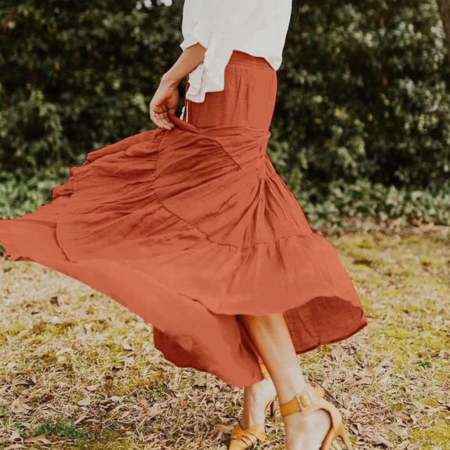 Flowy Maxi Skirt for Women Elastic High Waist Boho Pleated Long Skirts Summer Beach Tiered A-Line Skirts 2025 Trendy