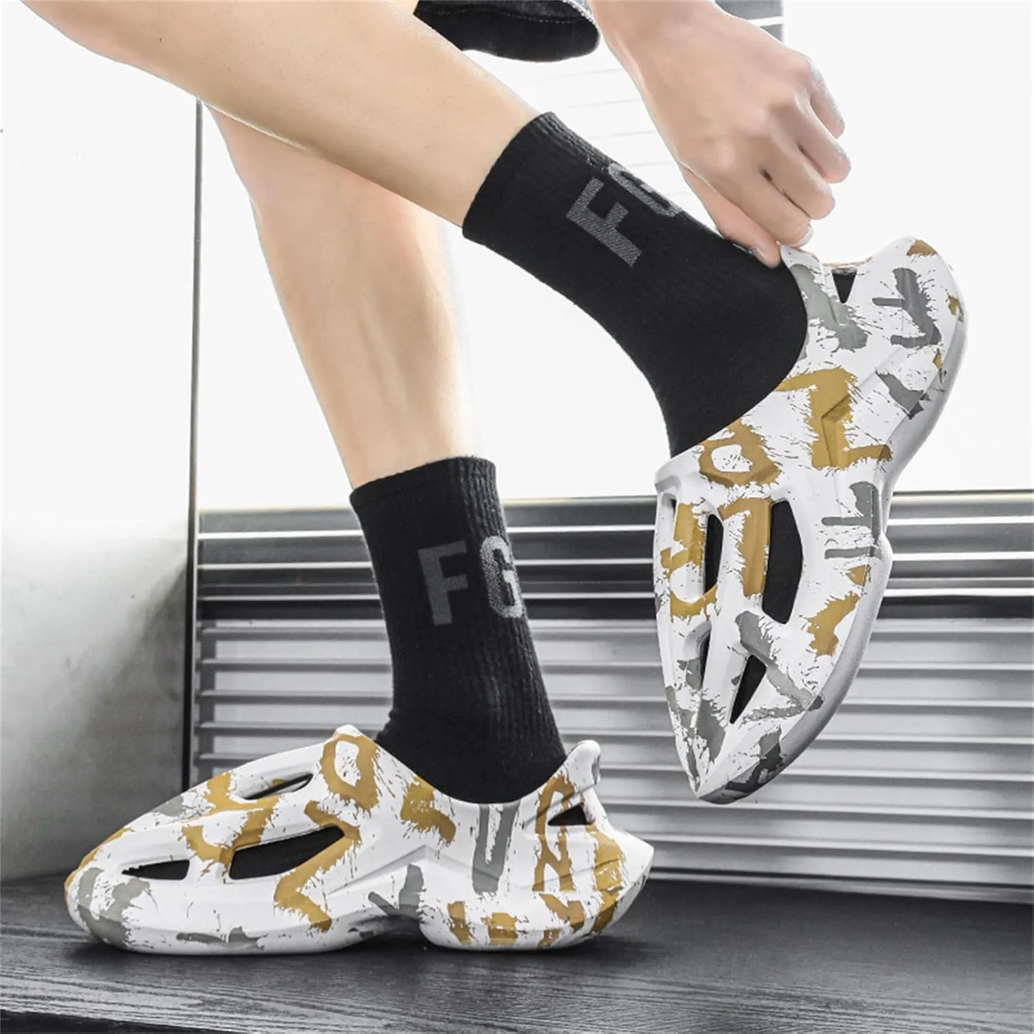 Foam Runner Sneakers, Women's & Men's Pillow Lightweight Cloud Shoes - Non-Slip, Breathable, Soft Fashion Sandals
