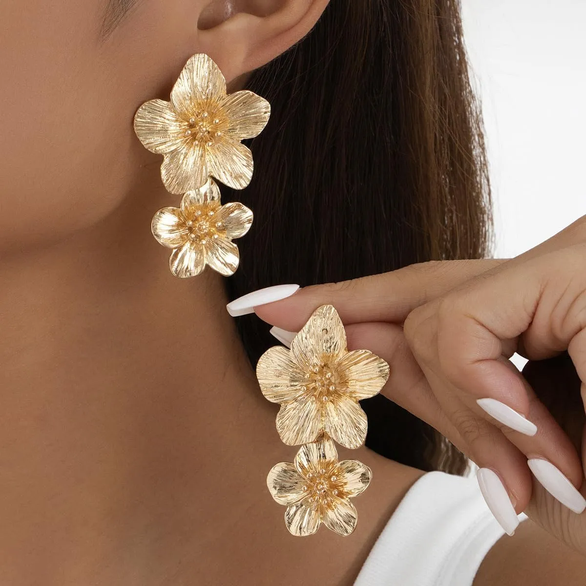 Gold Flower Earrings for Women Dangling Big Statement Earrings for Women Large Floral Stud Earring Daisy Spring Summer Fancy Earring Chunky Flower Gold Jewelry
