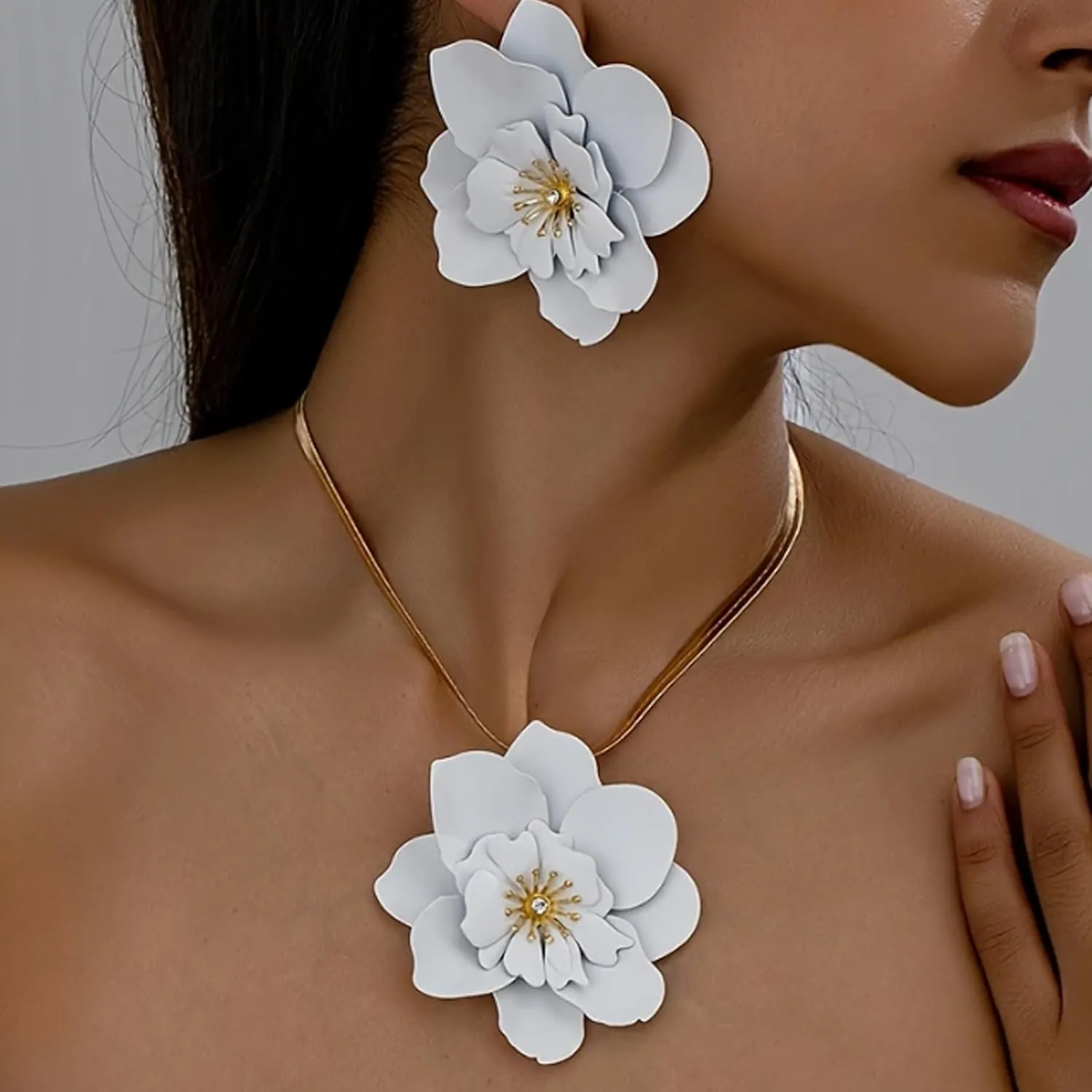 Gold Flower Earrings Necklace Set Floral Statement Earrings for Women Flower Wedding Jewelry Sets for Brides Wedding Guest Dresses for Women 2025