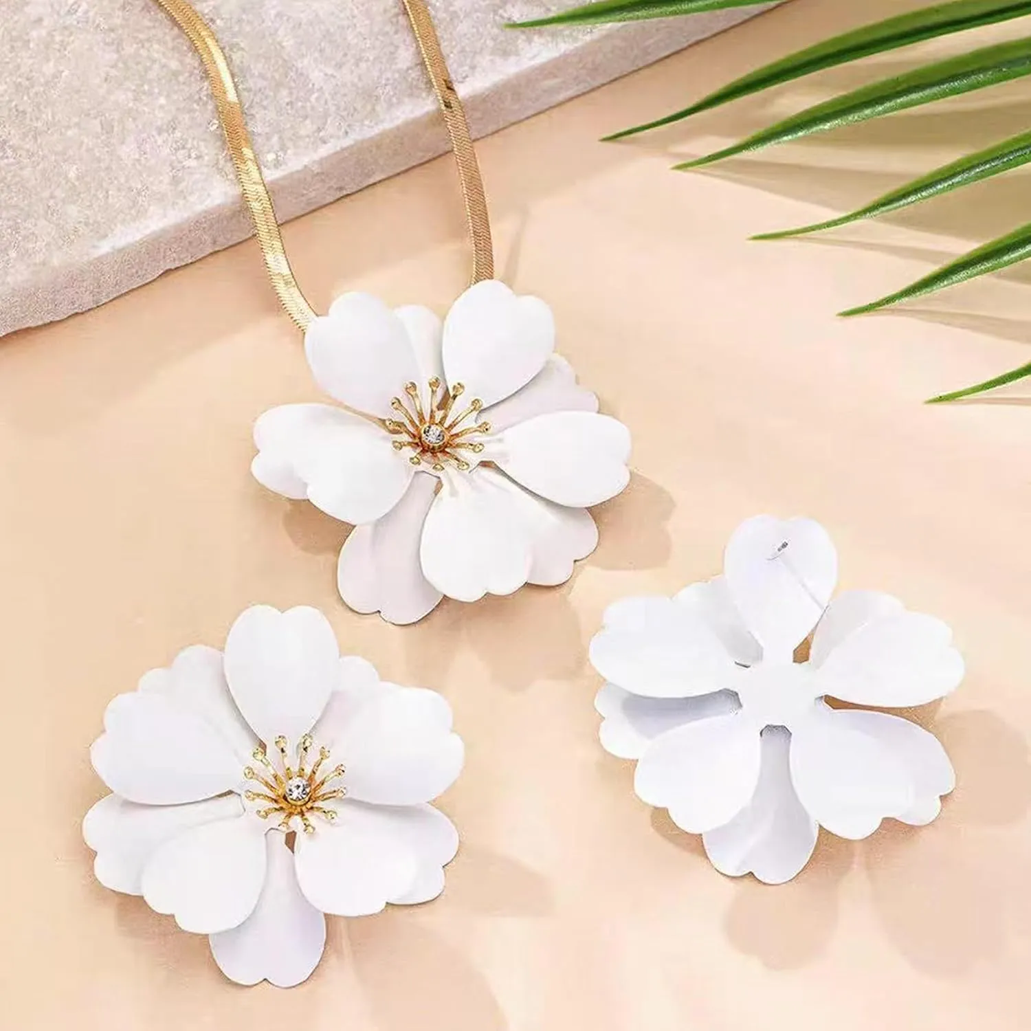 Gold Flower Earrings Necklace Set Floral Statement Earrings for Women Flower Wedding Jewelry Sets for Brides Wedding Guest Dresses for Women 2025