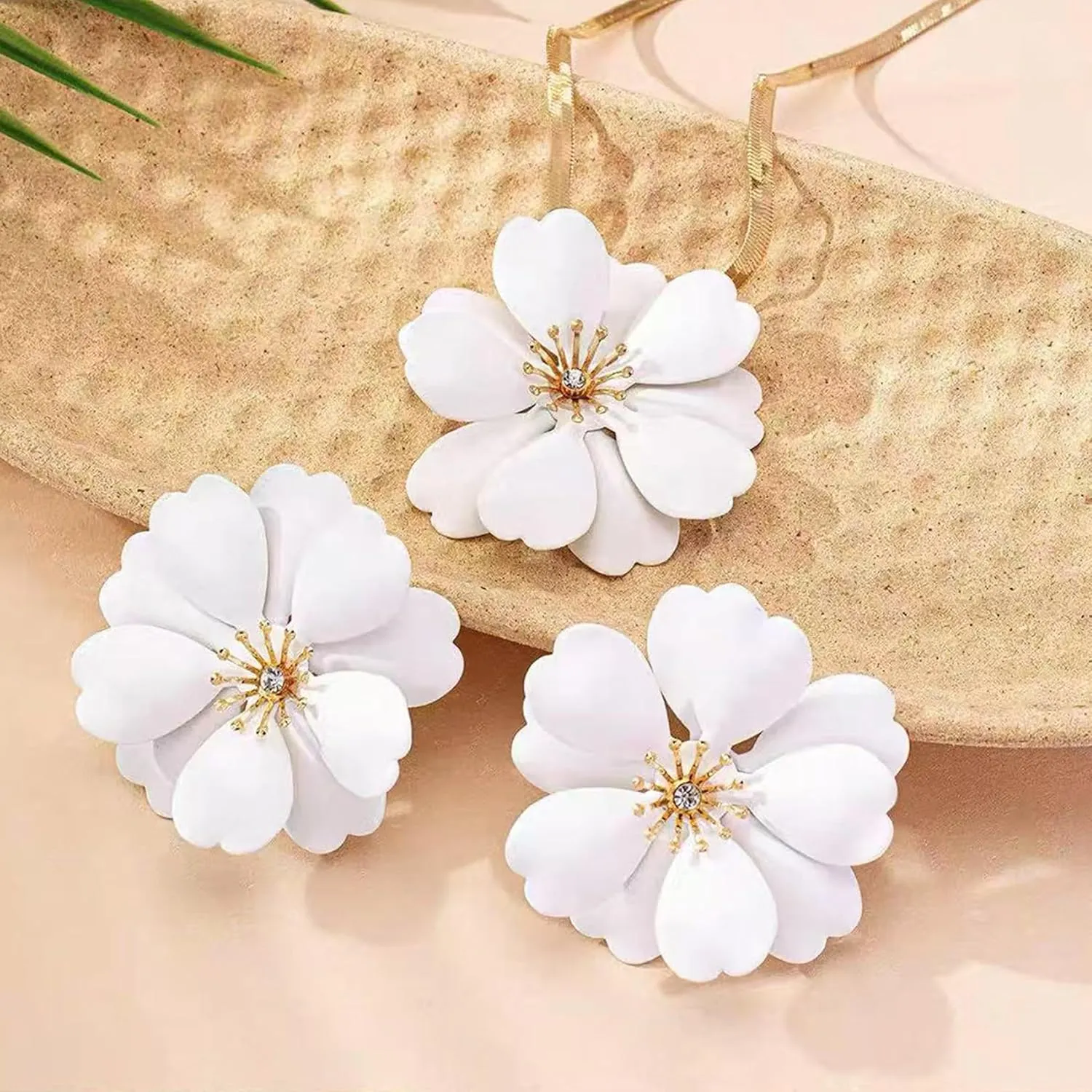 Gold Flower Earrings Necklace Set Floral Statement Earrings for Women Flower Wedding Jewelry Sets for Brides Wedding Guest Dresses for Women 2025