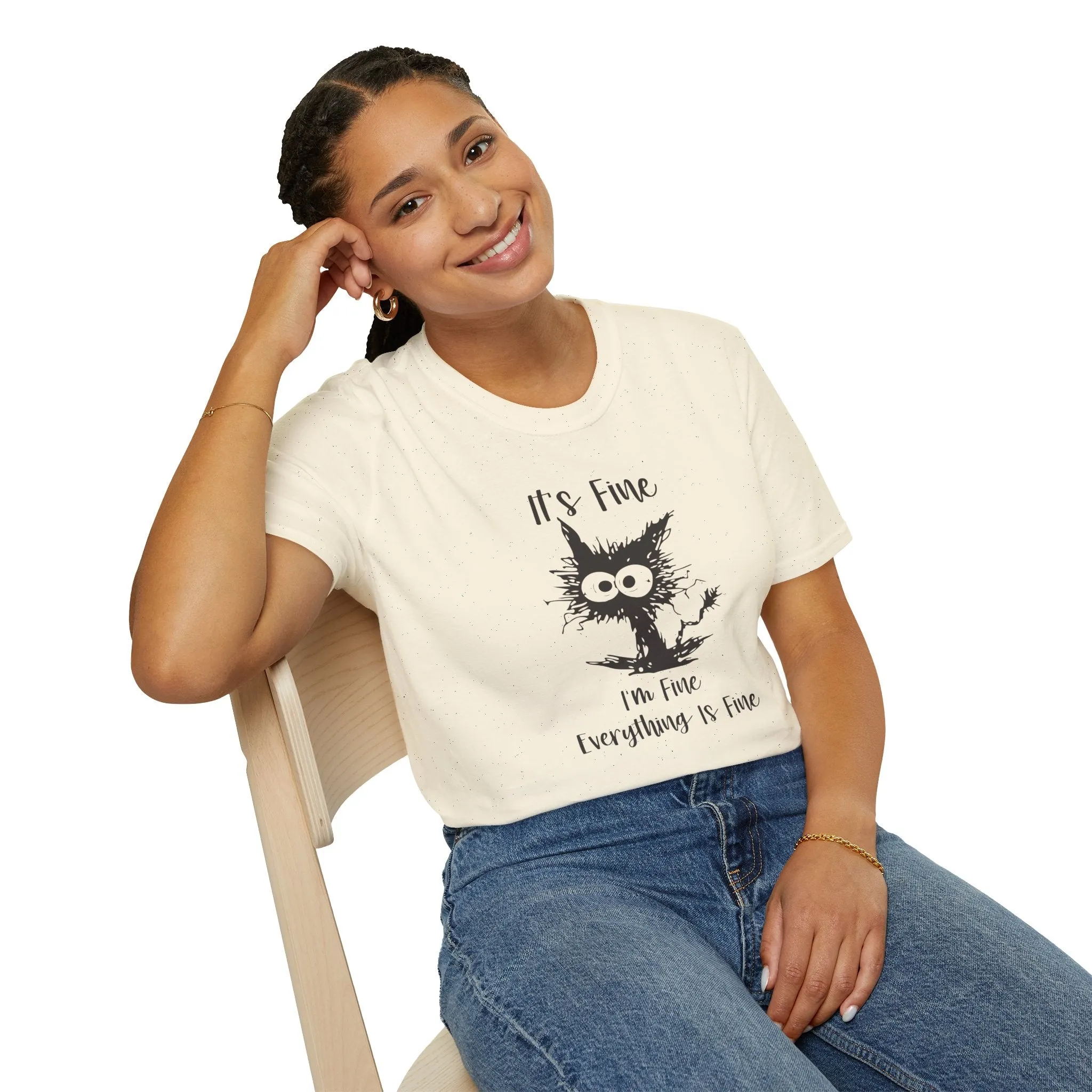 It's Fine, Im Fine, Everything Is Fine - Funny Graphic Tee