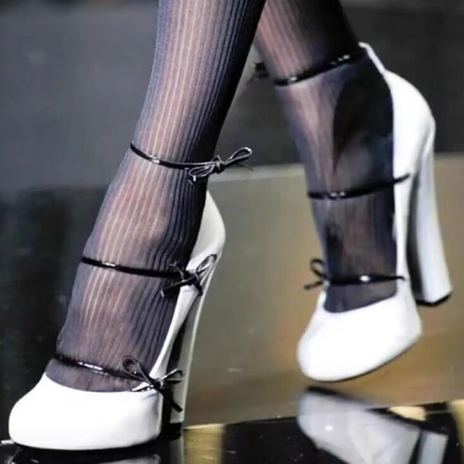 Large Size Women's Fashion High Heels Round Toe Thick Heels Cute Bow Girls Summer Single Shoes Design