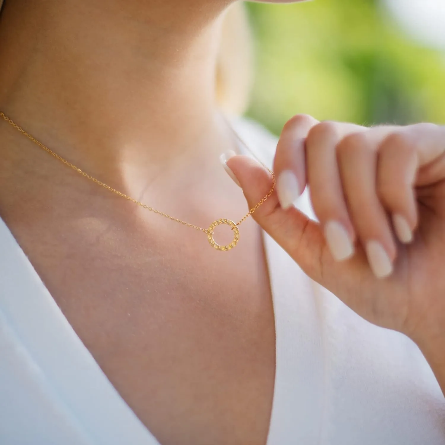 Ldurian Layered Necklaces for Women - 14K Dainty Gold Plated Layering Chokers Necklaces Set Multilayer Delicate Necklace Trendy Adjustable Long Layered Necklaces for Women