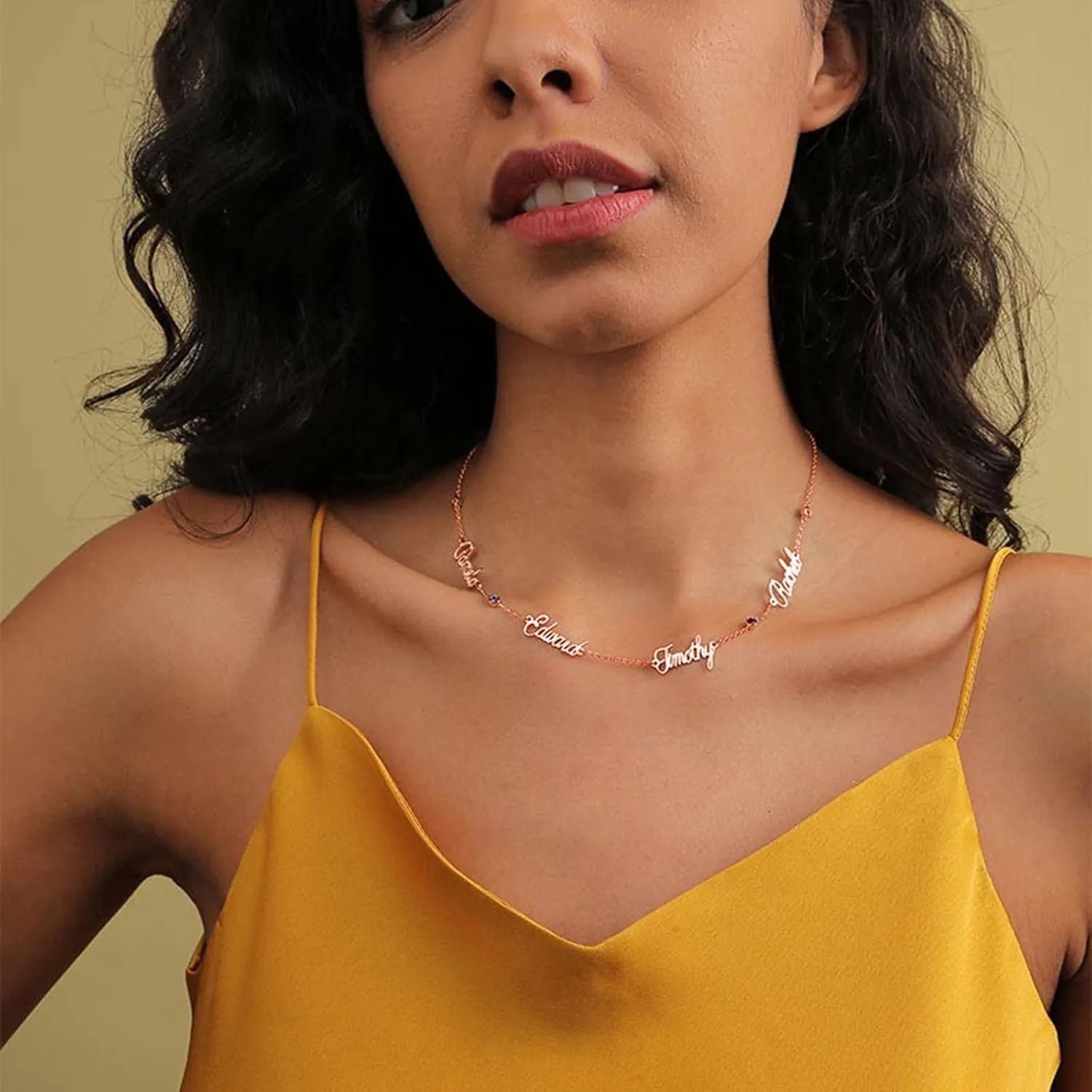 LONAGO pendant-necklaces