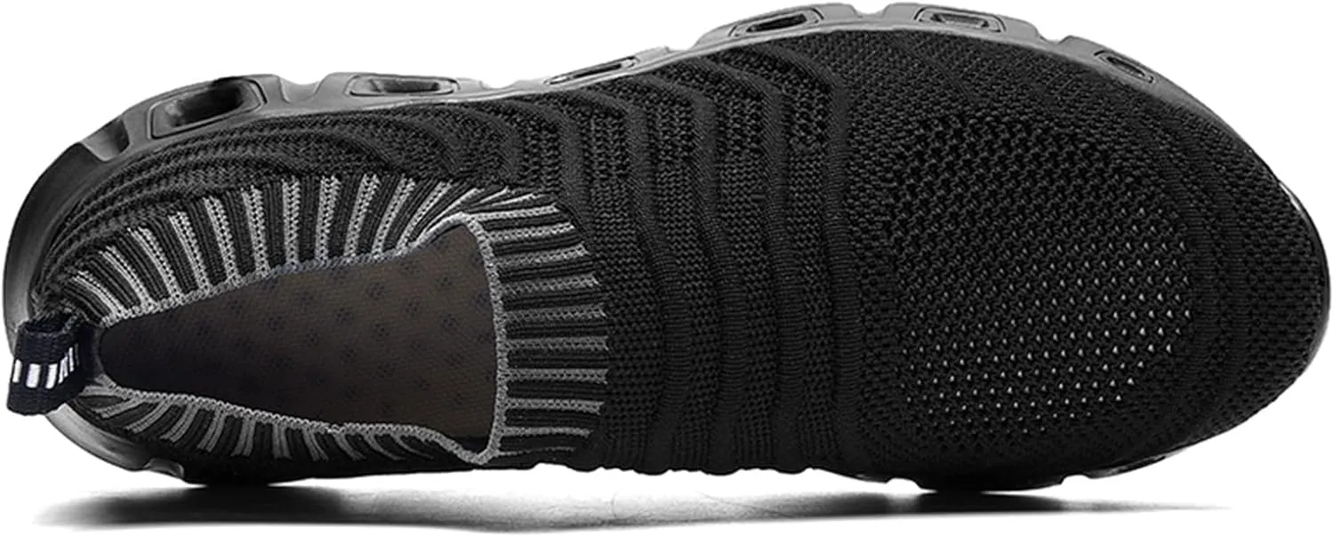 Men Sports Shoes Spring and Summer Fashionable New Pattern Breathable Mesh Sneaker Rack for Men Bedroom Shoes