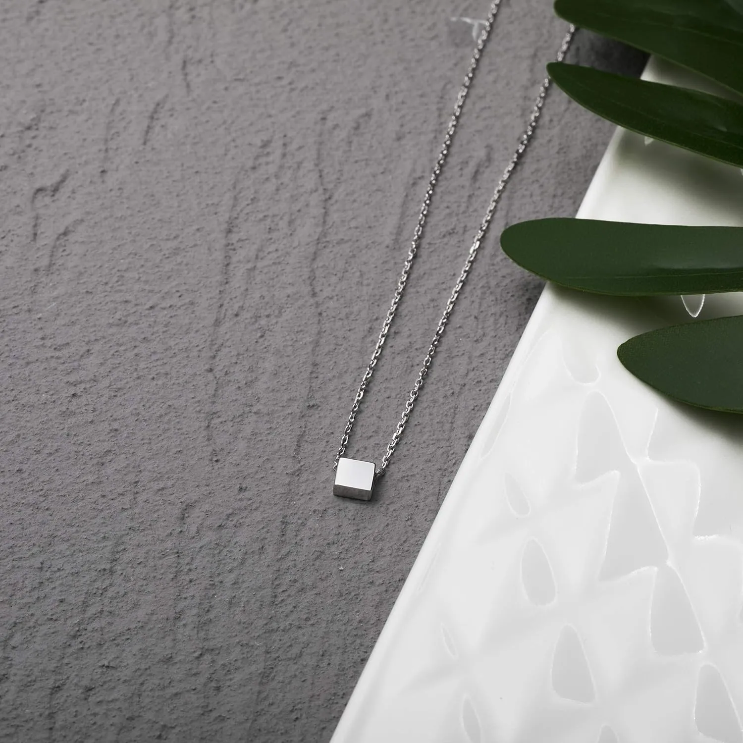 S.Leaf Sterling Silver Tiny Dot Necklace Circle Star Square Heart Necklaces for Women Dainty Necklaces for Women Simple Necklaces for Women