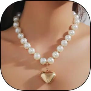 Y2k Heart Necklaces for Women Chunky 14K Gold Pearl Heart Pendant Necklaces Exaggerated Large Pearl Beaded Choker Necklaces Trendy Prom Jewelry Gifts